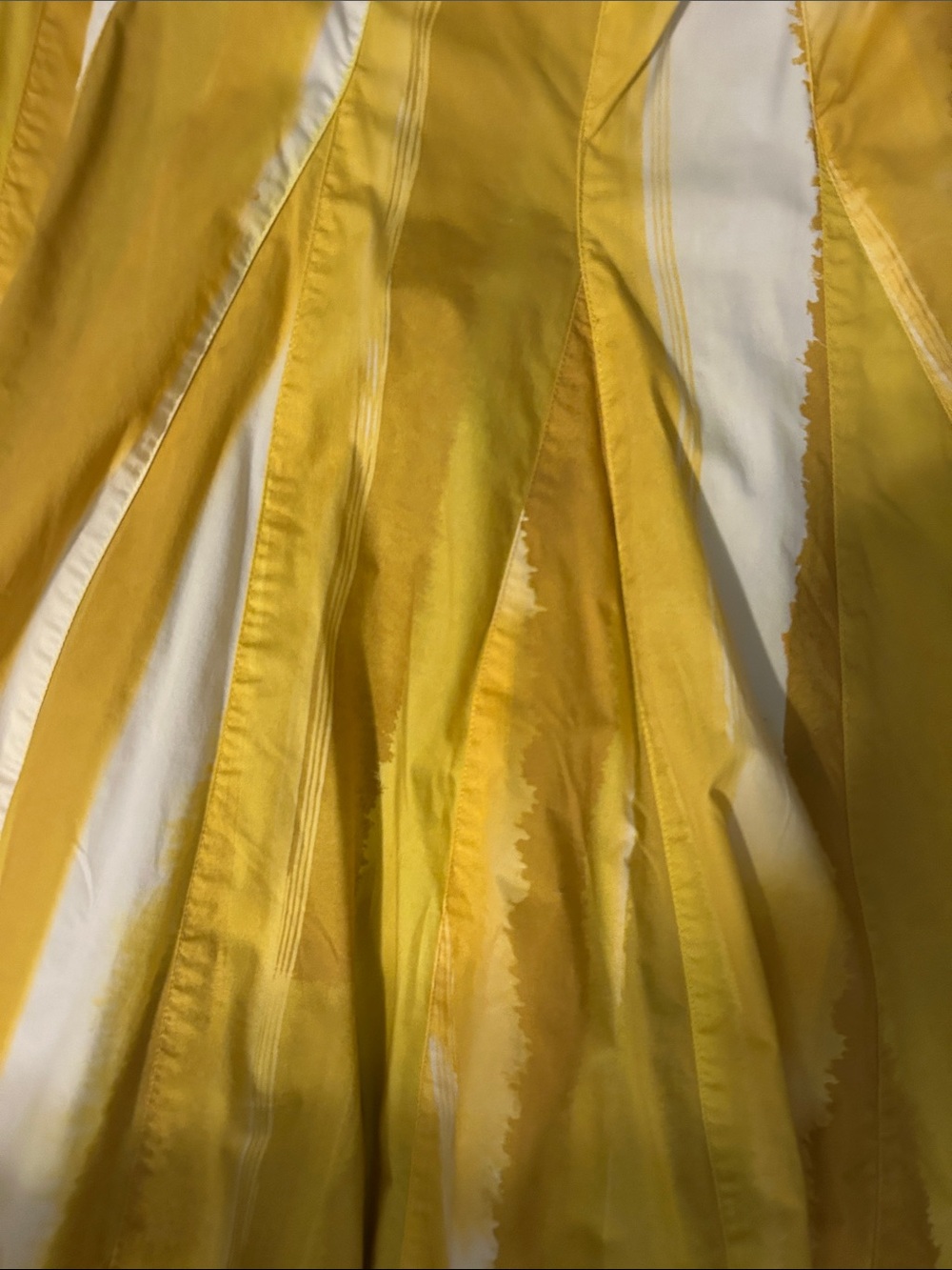 ANTONIO MELANI Yellow and Cream Striped Set - Picture 3 of 3